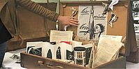 Aileen Solomon: Seminar Museumskoffer-Werkstatt WS 2016/ 2017: Käthe Kollwitz und ihre Freunde – zum 150. Geburtstag der Künstlerin bei Nadine Neuwinger, Kofferthema: Käthe Kollwitz als Pazifistin, Foto: Jutta Ströter-Bender ©