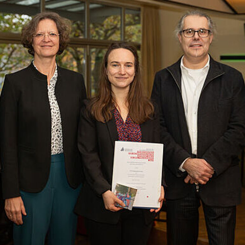 v. l. Prof. Dr. Dominik Rumlich (Graduiertenzentrum KW), Prof. Dr. Ilka Mindt (Promotionsausschuss), Dr.in Alexandra Krebs, Prof. Dr. Johannes Meyer-Hamme, Dr. Henning Siekmann (BRILL-Verlagsgruppe).