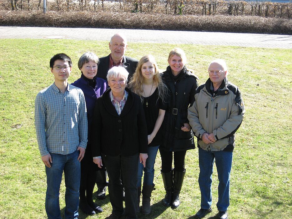Abbildung (v. l.): Guanhua Bai (ASV), Annette Bechthold und Helene Weitland (Marktplatz), Christoph Bäcker (Projektleiter), Sarah Lee Wieseler (ASV), Martina Schrade (IO) und Steffen Altschüler (Projektleiter). Foto: Cornelia Filter