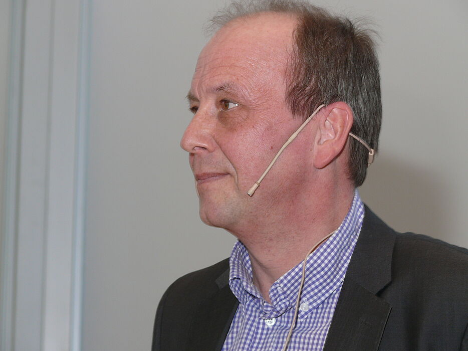 Foto: Prof. Dr. Rolf Werning von der Leibniz Universität Hannover hielt den Hauptvortrag der Tagung.