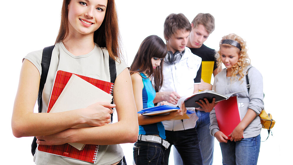 Foto (fotolia): Schülerinnen und Schüler bekommen beim Boys’ und Girls’ Day wieder einen Einblick in den Studien- und Hochschulalltag der Universität Paderborn.