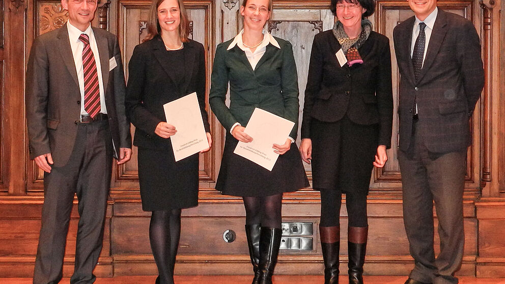 Foto (Bundesinstitut für Berufsbildung, BIBB): v. li: Prof. Dr. Uwe Faßhauer, Dr. Andrea Zoyke, Dr. Juliana Schlicht, Prof. Dr. Karin Büchter, Prof. Dr. Reinhold Weiß.
