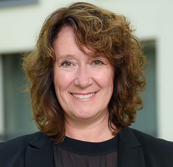 Foto (Universität Paderborn): Prof. Dr. Caren Sureth-Sloane