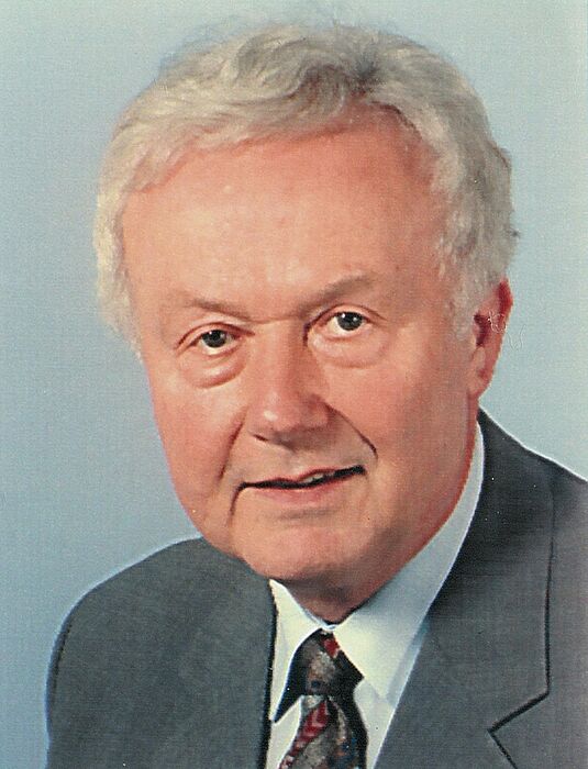 Foto: Prof. Dr. Dr. h. c. mult. Karl-Heinz Indlekofer