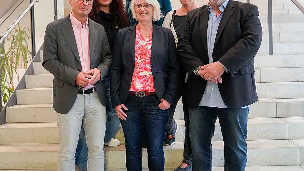 The organisers and sponsors of the "Strengthen Diversity" summer camp. 
