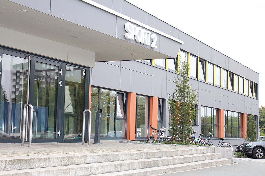 Foto: Die Sporthalle SP2 wird bis zum kommenden Wintersemester als Notunterkunft für Flüchtlinge zur Verfügung gestellt.