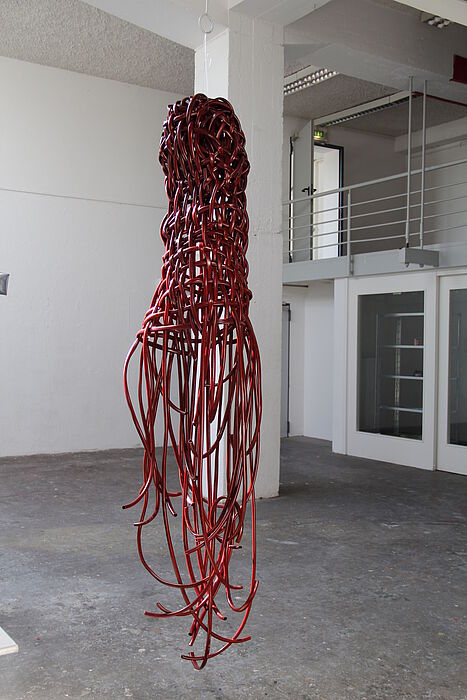 Abbildung: Skulpturales Werk von Cynthia Arnold