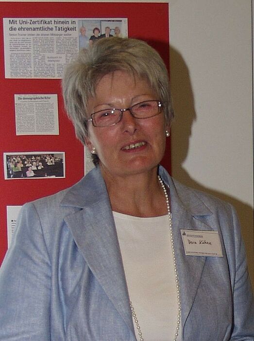 Foto: Vera Kühne, Sekretärin, Jahrgang 1944: „Ich studiere an der Uni Paderborn, weil ich endlich Zeit zum Lernen und Geben habe.“