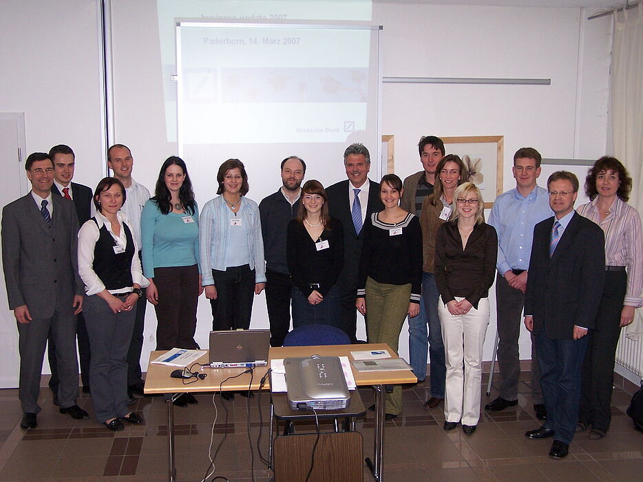 Foto: Teilnehmer und Veranstalter der "business update 2007".