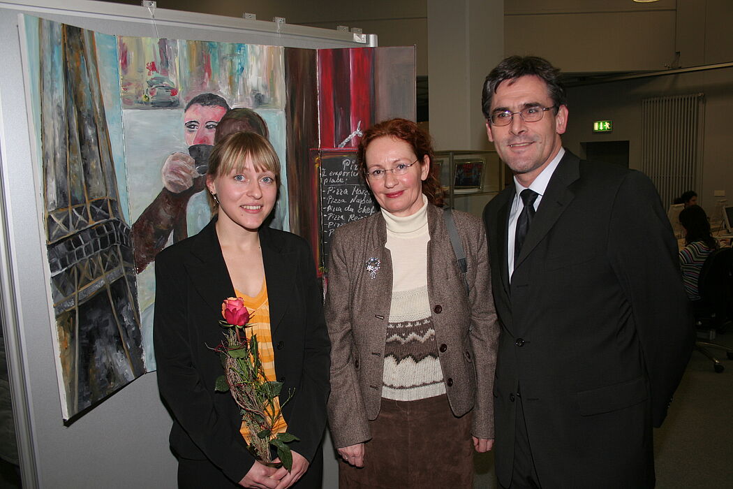 Foto (v. li.): Freuen sich auf viele Besucher: Jaqueline Banke, Prof. Dr. Jutta Ströter-Bender und Dr. Dietmar Haubfleisch.