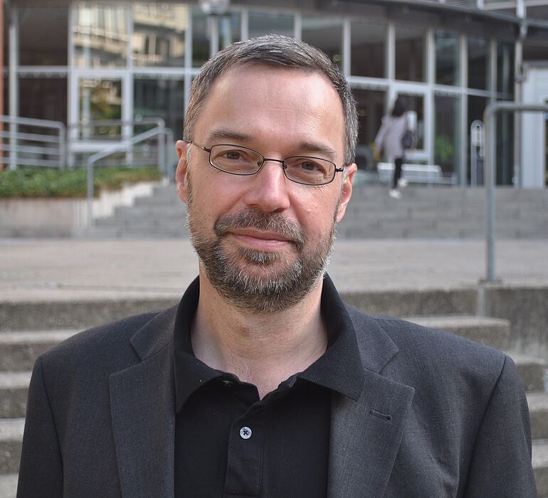 Abbildung: Prof. Dr. Norbert Otto Eke