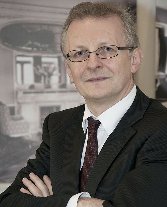 Abbildung: Prof. Dr. Friedrich Balke