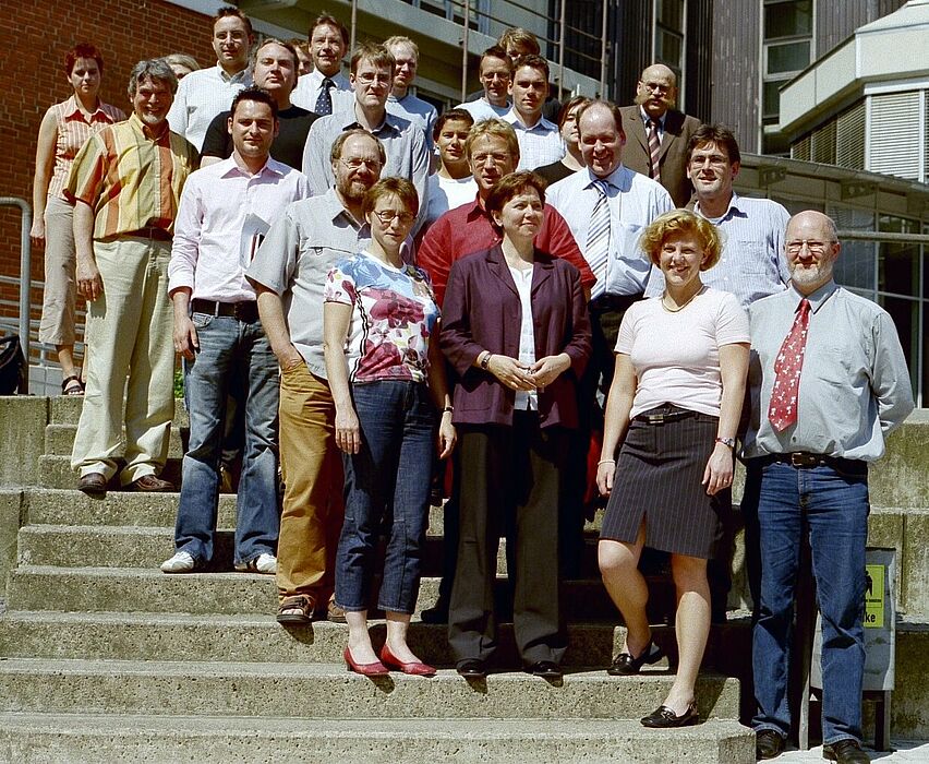 Mitarbeiterinnen und Mitarbeiter aus Wissenschaft und Verwaltung der Universität Paderborn bei der „Locomotion“-Auftaktveranstaltung.