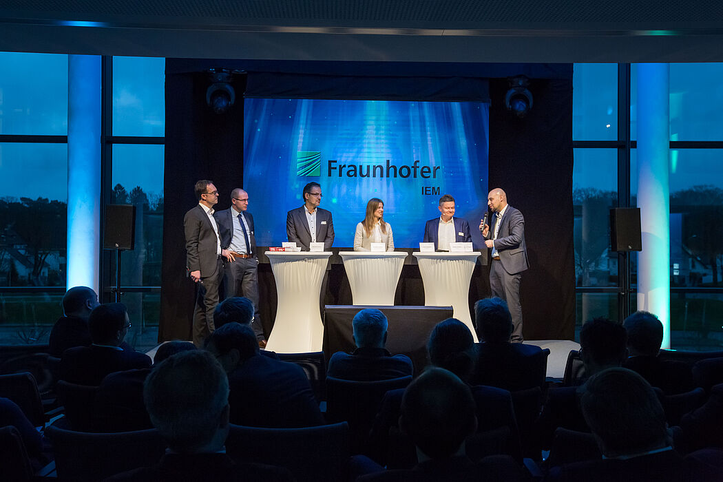 Abbildung: Gruppenbild