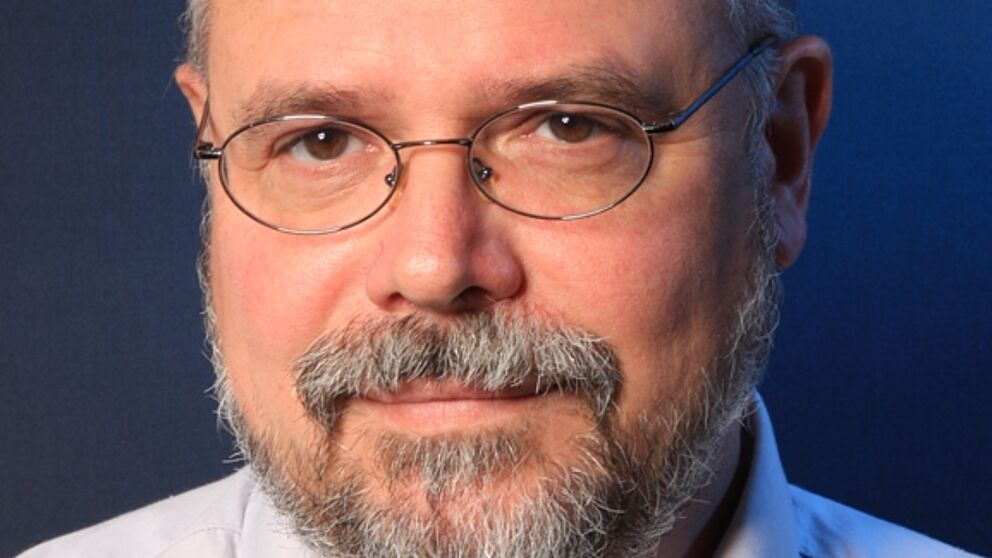 Foto (Universität Paderborn): Prof. Dr. Siegmund Greulich-Weber vom Department Physik der Universität Paderborn