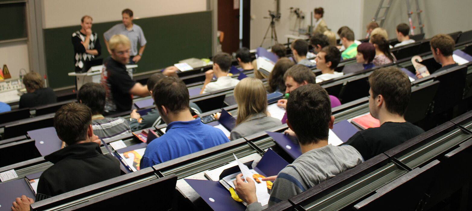 Abbildung: Sommerakademie Physik
