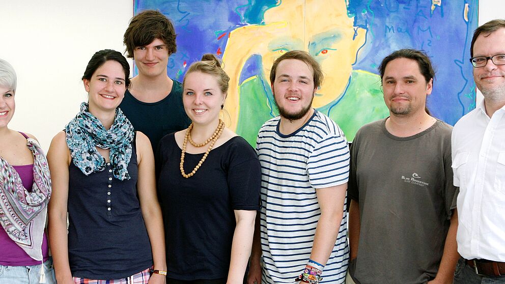 Foto (Universität Paderborn, Anna Schiwitza): Am Festival als Journalisten teilnehmende Studierende des Fachs Populäre Musik und Medien der Universität Paderborn: (v. l.) Elke Susanne Neudeck, Luisa Greupner, Jan Holthaus, Laura Schaefer, Marius Wurth,