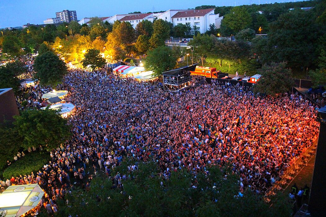 Foto (Universität Paderborn, Patrick Kleibold): AStA-Sommerfestival 2013.