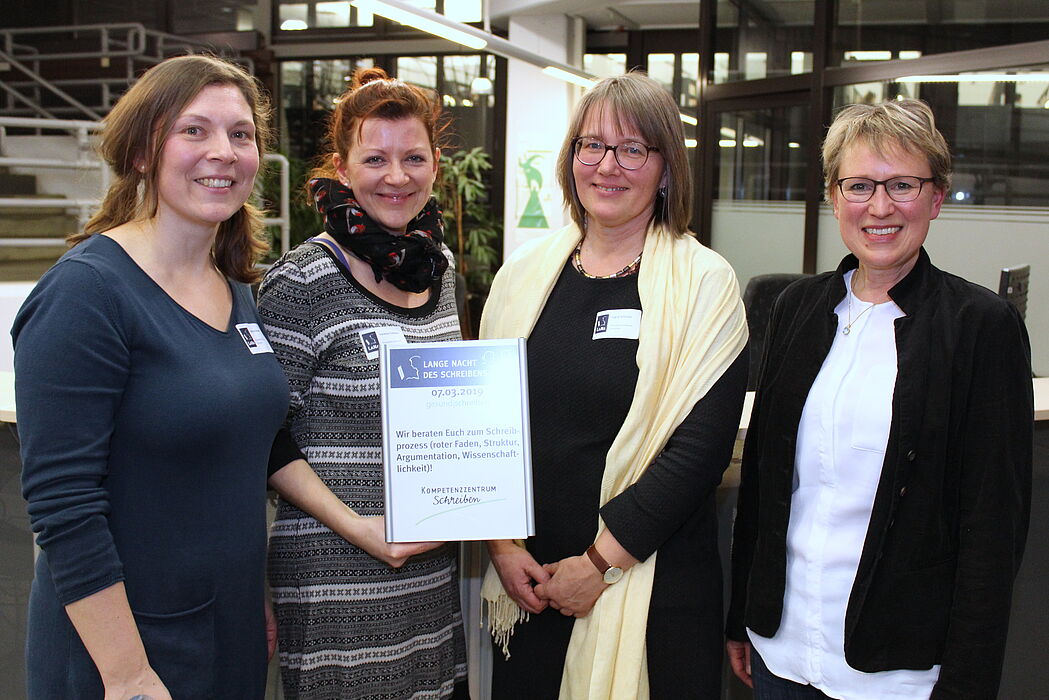Foto (Universität Paderborn, Ricarda Michels): Gruppenbild