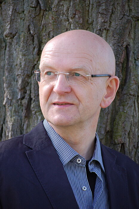 Foto (Universität Paderborn): Prof. Dr. Heiner Gembris, Universität Paderborn, Professor für empirische Musikpädagogik und Musikpsychologie und Leiter des Instituts für Begabungsforschung in der Musik (IBFM)