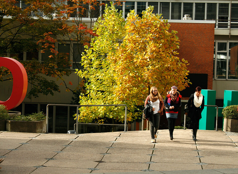 Foto (Universität Paderborn, Cinderella Schröder): Uniluft schnuppern: Uni-Campus und Studiengänge live erleben.
