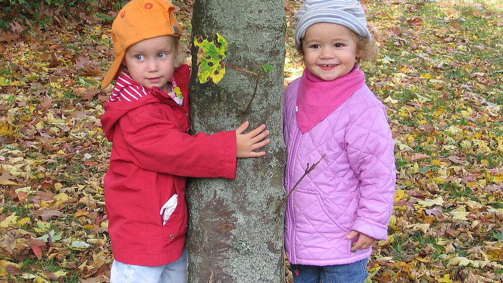 Foto: 2 Kleinkinder