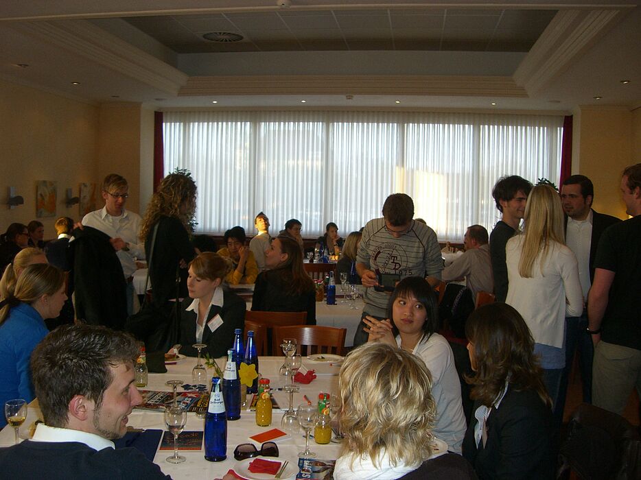 Foto: „Get together“ - Zeit für persönliche Gespräche in ungezwungener Atmosphäre.