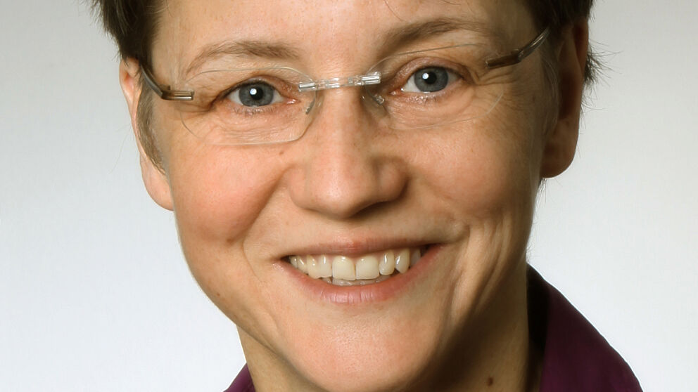 Foto (Universität Paderborn): Dr. Gudrun Oevel leitet das Zentrum für Informations- und Medientechnologien (IMT) der Universität Paderborn.