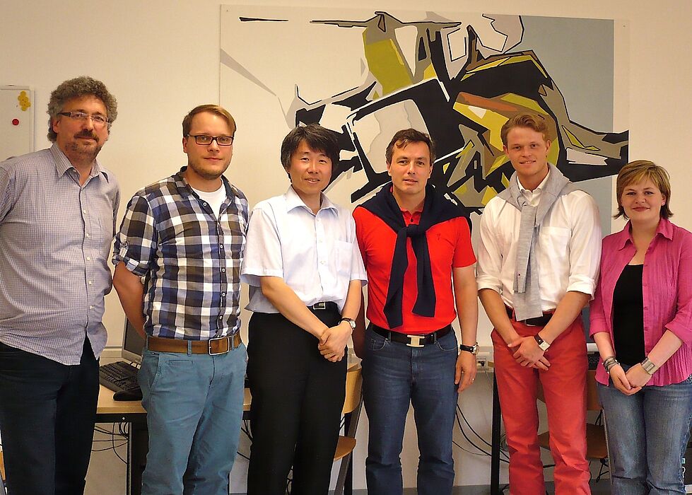 Foto (Universität Paderborn): v. l.: Michael Nicolas, Tilman-Mathies Klar, Prof. Dr. Wakio Oyanagi, Prof. Dr. Bardo Herzig, Alexander Martin und Sandra Aßmann