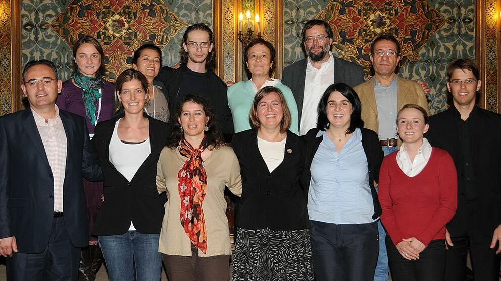Foto: Deutsch-Türkisches Projekt unter Leitung von Prof. Dr. Şeyda Ozil (obere Reihe, 4. v. li.) und Prof. Dr. Michael Hofmann (obere Reihe, 5. v. li.)