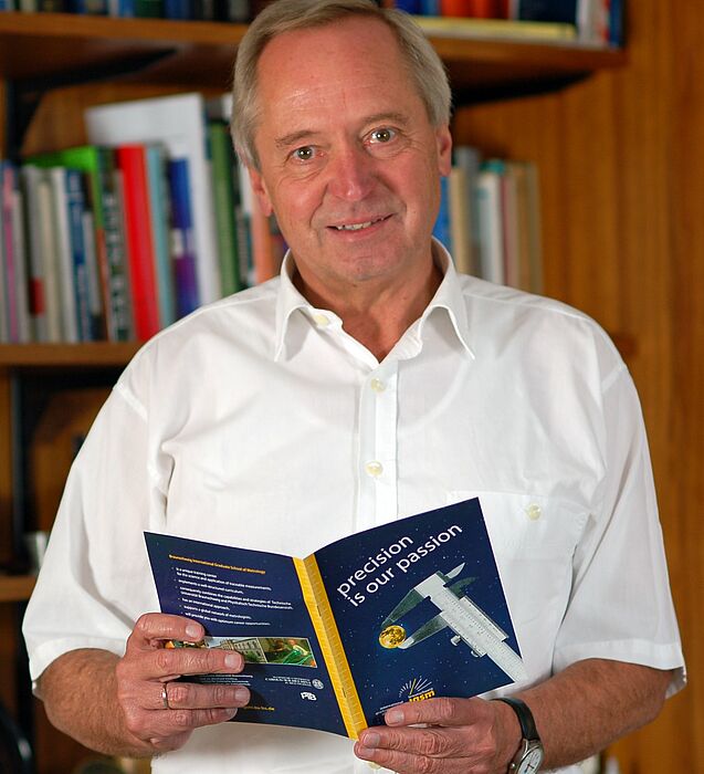 Foto (Universität Paderborn): Prof. Dr. Ernst Göbel