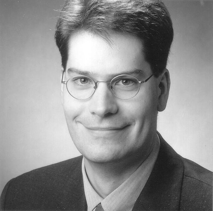 Foto: Prof. Dr. René Fahr ist neuer Lehrstuhlinhaber für „Betriebswirtschaftslehre, insbesondere Corporate Governance“.