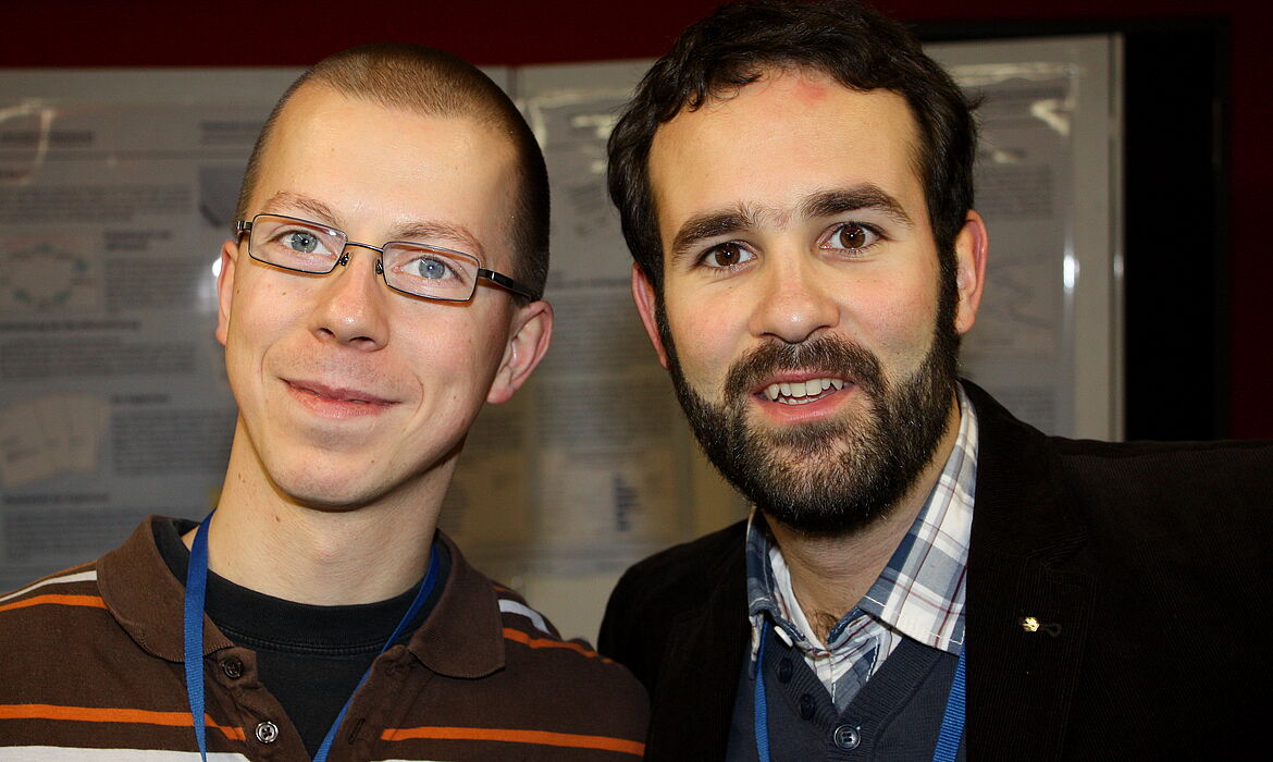 Foto (Universität Paderborn, Patrick Kleibold): Mitarbeiter der Stabsstelle Bildungsinnovationen und Hochschuldidaktik: Tobias Hester, Studentische Hilfskraft und Dipl.-Psych. Daniel Al-Kabbani (v.l.).