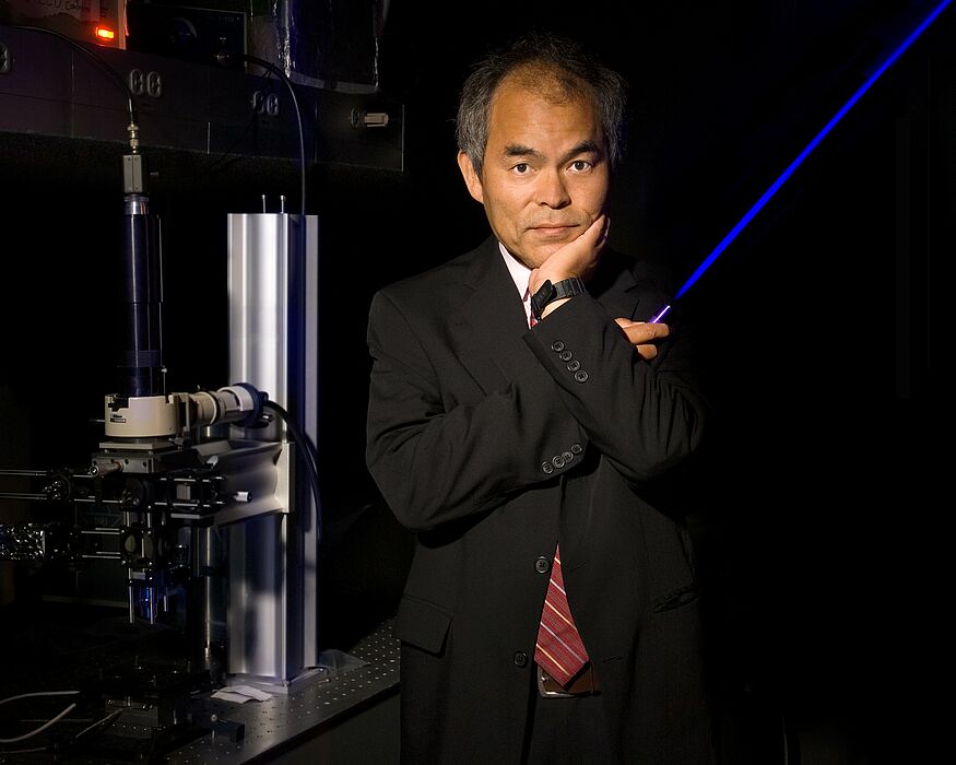 Foto (Randall Lamb, UCSB): Prof. Dr. h. c. Shuji Nakamura, Erfinder der blauen LED.