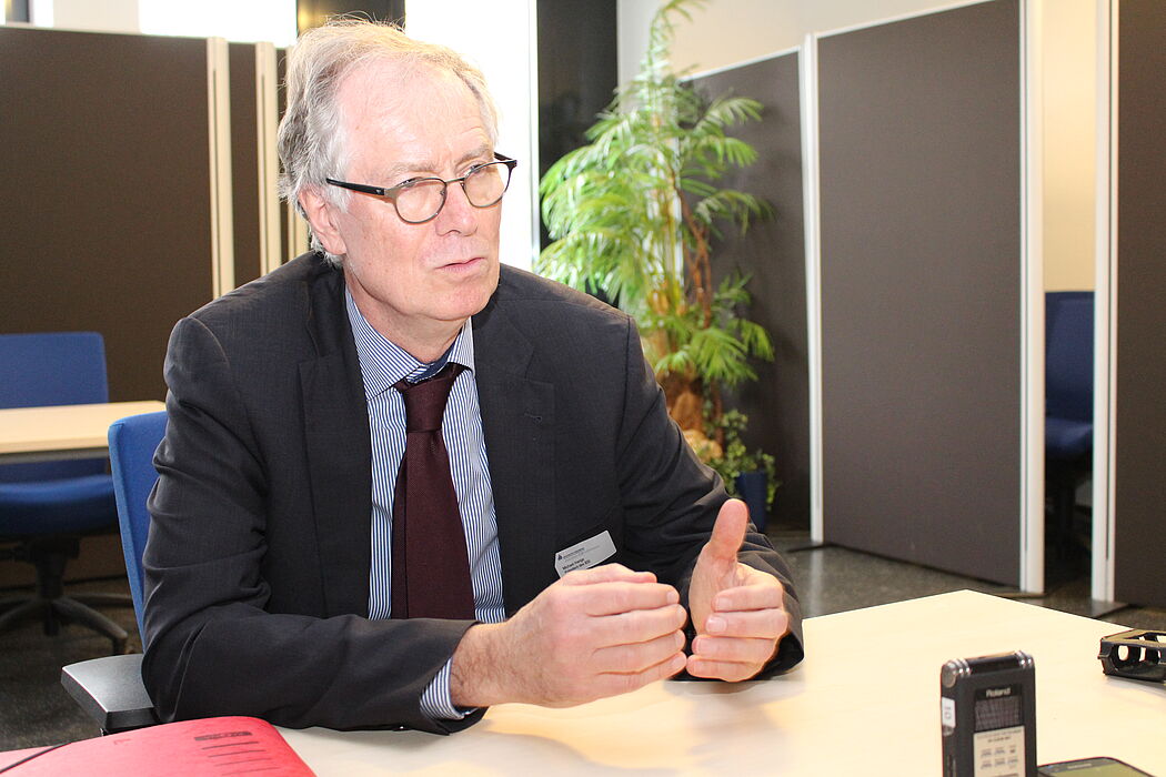 Foto (Universität Paderborn, Frauke Döll): Michael Hange, Präsident des Bundesamtes für Sicherheit in der Informationstechnik in Bonn (BSI)