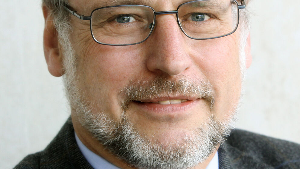Foto (Universität Paderborn, Adelheid Rutenburges): Prof. Dr. Volker Peckhaus