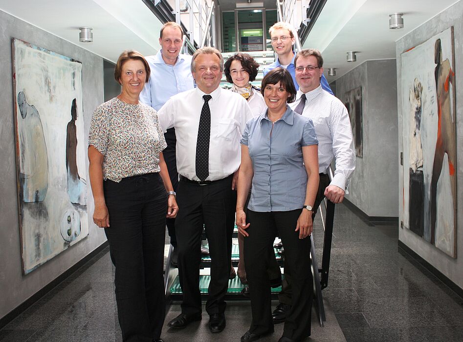 Foto (Daniela Meschede): Freuen sich auf die gemeinsame Veranstaltung (v. l. n. r.): Prof. Dr. Bettina Schiller (CeRiMa-Leiterin und Inhaberin des Lehrstuhls für Finanzwirtschaft und Bankbetriebslehre), Dr. Peter Karl Becker (CeRiMa), Manfred Gubitz (Gr