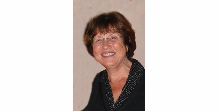 Foto: Dr. Edith Rüdell hält einen Impulsvortrag mit dem Thema „Lebenslanges Lernen“.
