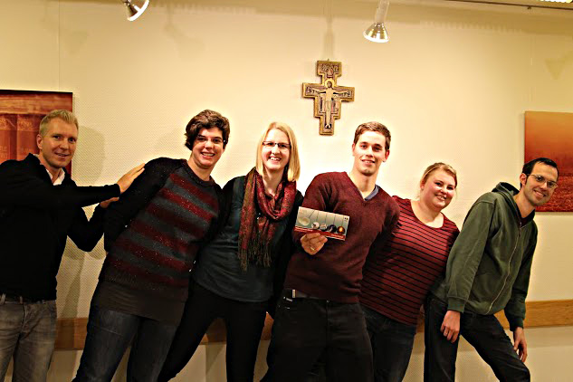 Foto: Wollen „Anstoß sein“ und geben: Studierendenpfarrer Nils Petrat, Katharina Röth, Leonie Wulf, Johannes Frenz, Ina Scheer und Gemeindeassistent Eric Bernhard (v. l.).