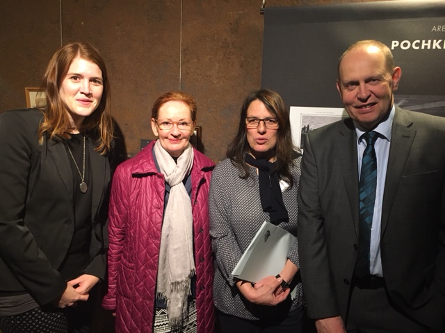 Freuten sich über die gelungene Ausstellungseröffnung: Larissa Eikermann, Prof. Dr. Jutta Ströter-Bender (beide Universität Paderborn), Gesine Reimold (Museumspädagogik Rammelsberg) und Gerhard Lenz (Geschäftsführung Rammelsberg) v. l. Foto: Privat