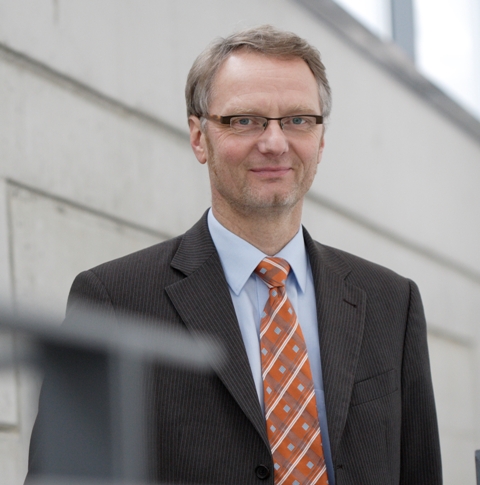 Foto (Universität Paderborn): Prof. Dr. Eckhard Steffen, Geschäftsführer der International Graduate School Dynamic Intelligent Systems.