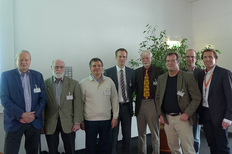 Foto (Universität Paderborn): Die Referenten des letztjährigen Symposiums „Behinderung und Sport“ (v. l.): Prof. Dr. Wilfried Kindermann, Prof. Dr. Michael Weiß, Dr. Jürgen Kosel, Dr. Joachim Wiskemann, Dr. Christoph Schönle, Dr. Matthias Baum, D