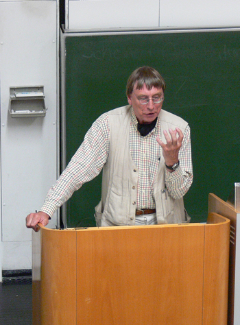 Foto (Universität Bielefeld): Prof. Dr. Alois Hahn