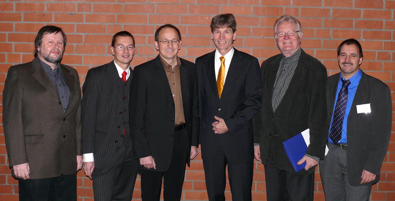 Foto: (v. li.) Prof. Dr. Peter F. E. Sloane (Mitglied bei cevet), Prof. Dr. Marc Beutner (einer der drei Hauptredner der Tagung), Prof. Dr. Niclas Schaper (Mitglied bei cevet und PLAZ-Projektgruppe Kompetenzentwicklung und -messung), Prof. Dr. Nikolaus Ri