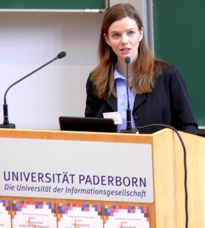 Foto (Universität Paderborn): Dr. Nicole Becker, akademische Rätin im Institut für Erziehungswissenschaften, Abteilung Allgemeine Pädagogik, der Universität Tübingen