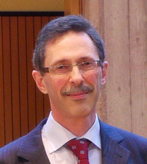 Foto (Universität Paderborn, Heike Probst): Prof. Dr.-Ing. Eugeny Kenig, Lehrstuhl für Fluidverfahrenstechnik